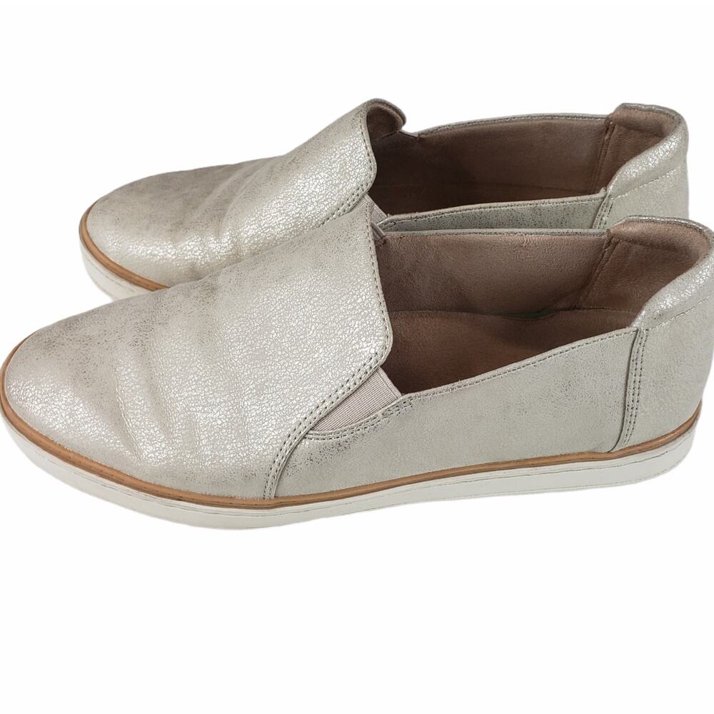 Soul Naturalizer Womens 8 Kemper 2 Silver Slip on Shoes Sneakers Comfort Walking